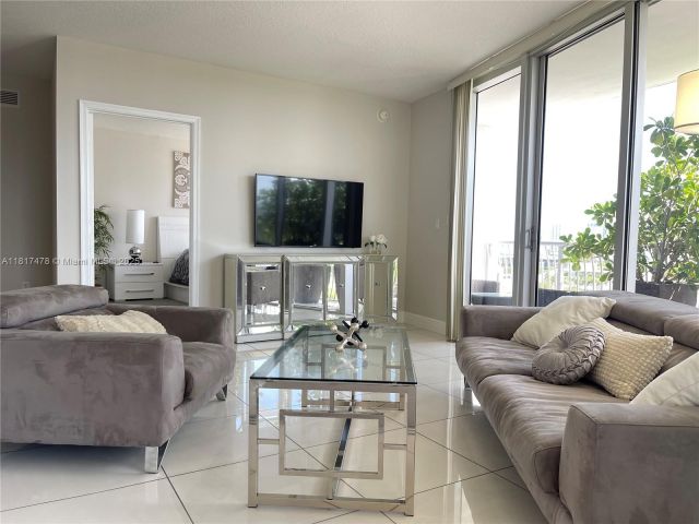 Apartment for sale  Unit #1414 - photo 6142004