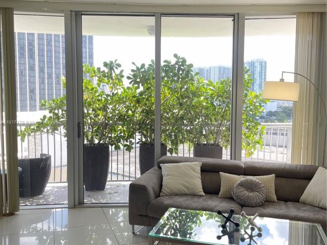 Apartment for sale  Unit #1414 - photo 6142005