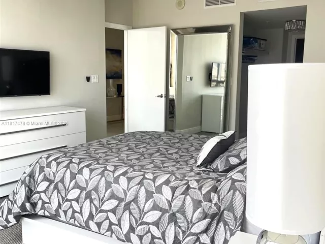 Apartment for sale  Unit #1414 - photo 6141999