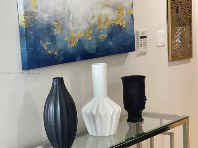 Apartment for sale  Unit #1414 - photo 6142002