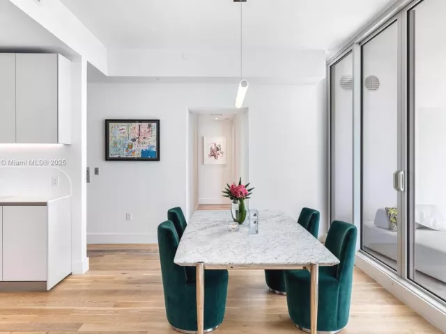 Apartment for sale  Unit #902 - photo 6132279