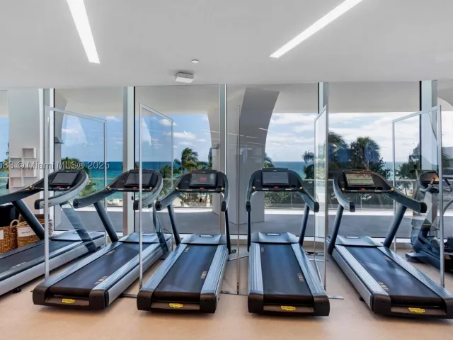 2-bedroom condo for sale in Sunny Isles Beach - 16901 Collins Ave 902 - MondialRealty