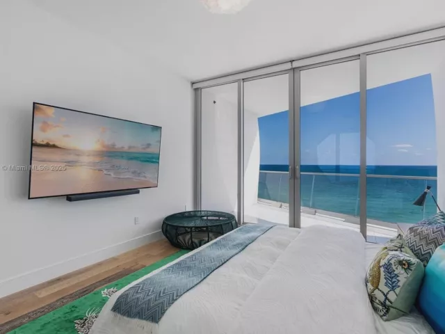 Apartment for sale  Unit #902 - photo 6132271