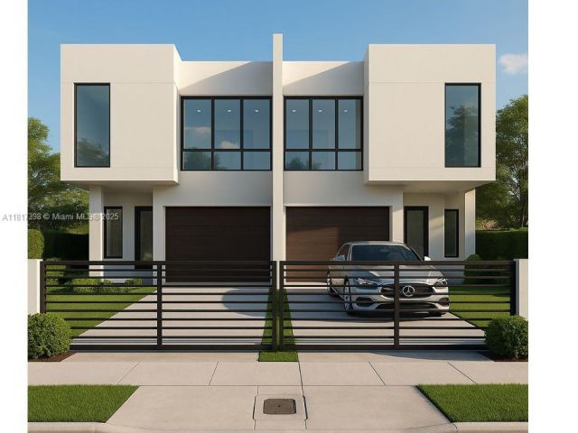 Home for sale at 2732 SW 31st Ave - photo 6148101