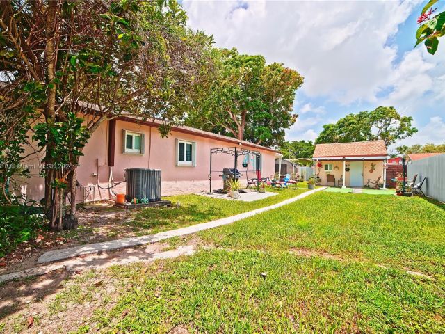 Home for sale at 10471 SW 174th Ter - photo 6193768