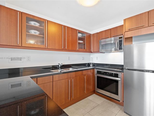 Apartment for rent  Unit #1229 - photo 6146707