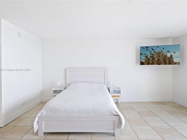 Apartment for rent  Unit #1229 - photo 6146711