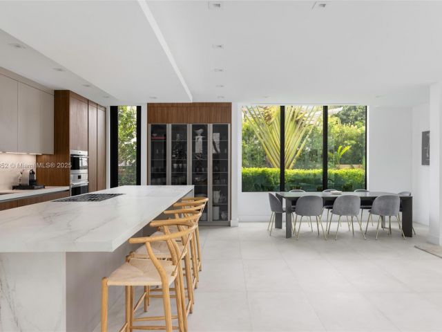 Home for sale at 5630 Pine Tree Dr - photo 6138360