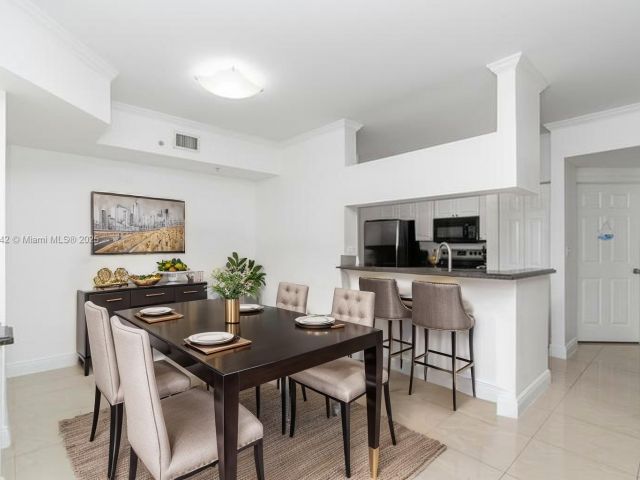 Apartment for sale  Unit #3104 - photo 6141266