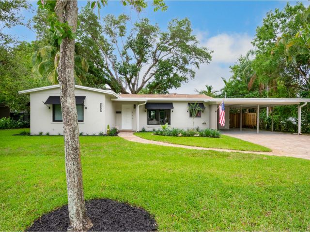 Home for sale at 1224 SW 20th St - photo 6129879