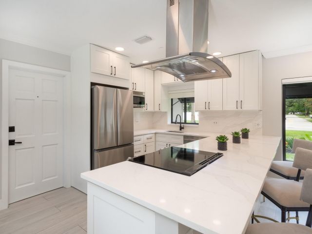 Home for sale at 1224 SW 20th St - photo 6129892