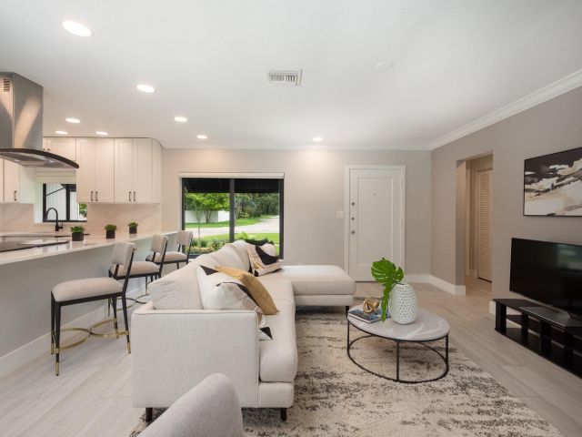 Home for sale at 1224 SW 20th St - photo 6129895