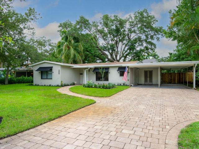 Home for sale at 1224 SW 20th St - photo 6129898