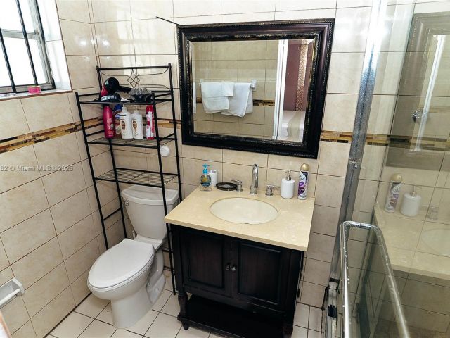 Home for rent at 240 NW 197th St 1 - photo 6148685