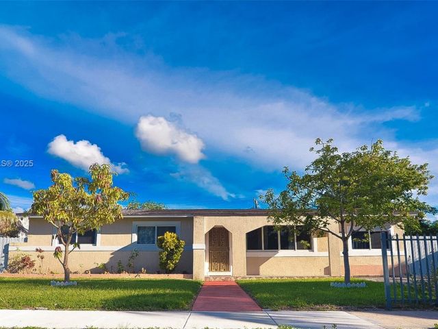 Home for rent at 240 NW 197th St 1 - photo 6148689