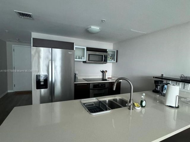 Apartment for sale  Unit #3909 - photo 6132064