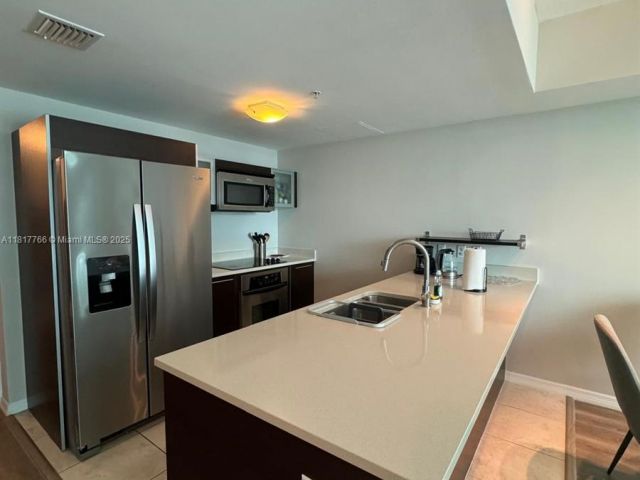 Apartment for sale  Unit #3909 - photo 6132065