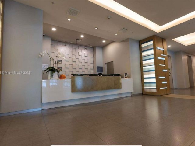 Apartment for sale  Unit #3909 - photo 6245238