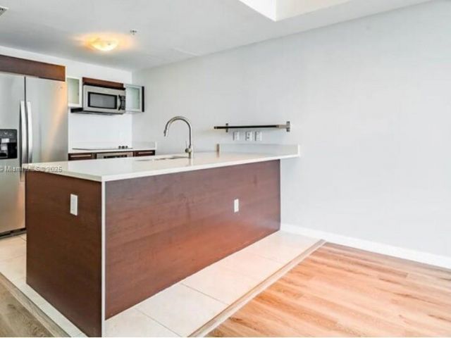 Apartment for sale  Unit #3909 - photo 7447964