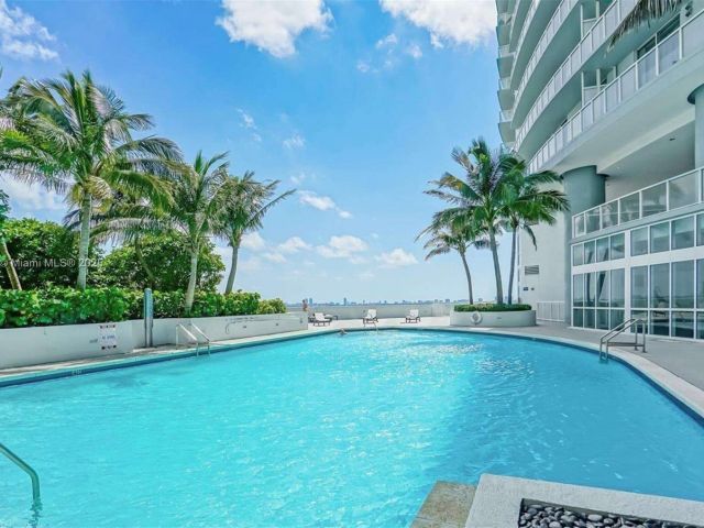 Apartment for sale  Unit #3909 - photo 7447977