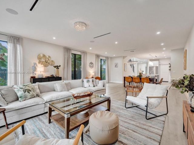 Home for rent at  - photo 6144306