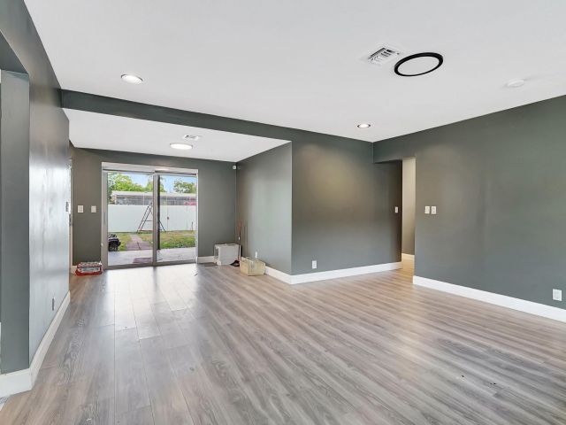 Home for sale at 4709 Washington St - photo 6153588