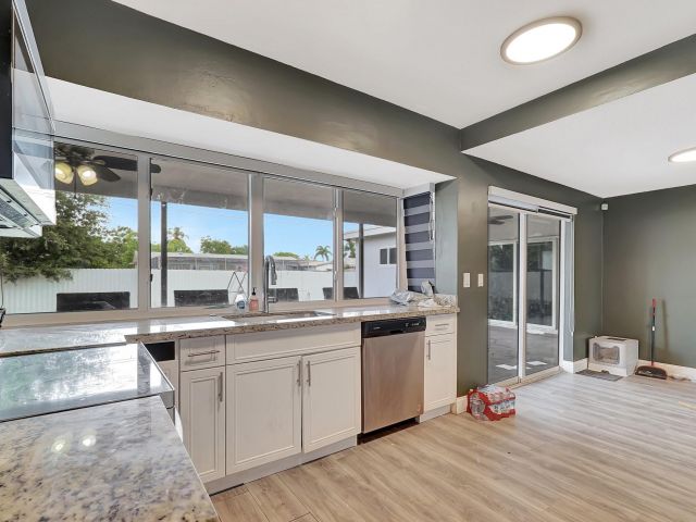 Home for sale at 4709 Washington St - photo 6153589