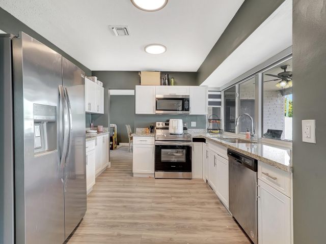 Home for sale at 4709 Washington St - photo 6153593