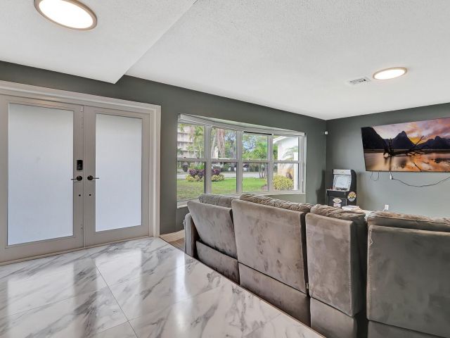 Home for sale at 4709 Washington St - photo 6153601