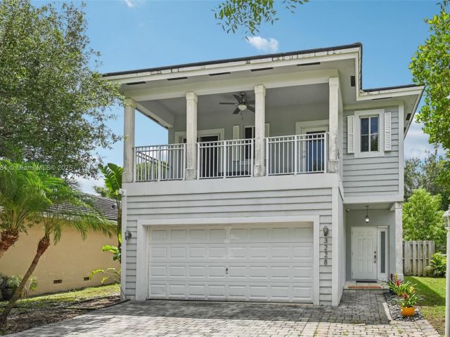 Home for sale at 3228 SE 3rd Dr - photo 6152672