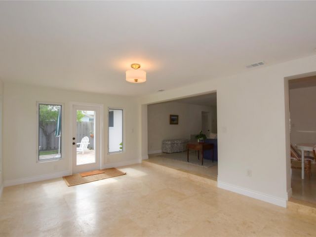 Home for sale at 1911 NE 41st St - photo 6134926