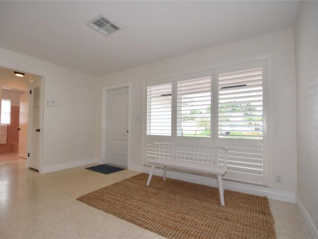 Home for sale at 1911 NE 41st St - photo 6134940