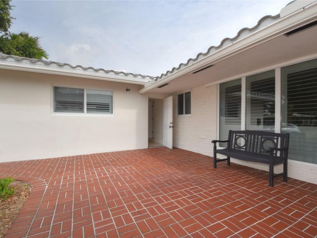 Home for sale at 1911 NE 41st St - photo 6134941