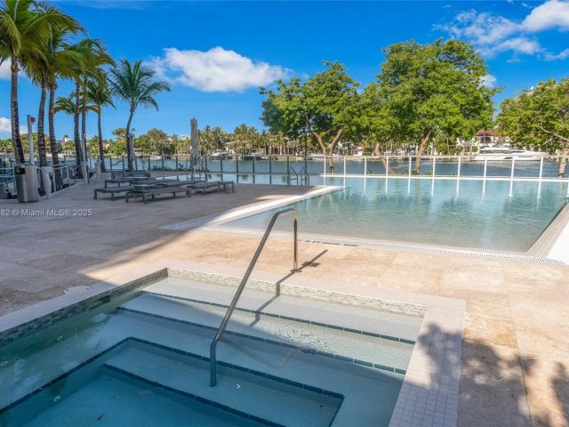 Apartment for sale  Unit #304 - photo 6178681