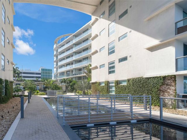 Apartment for sale  Unit #304 - photo 6178682