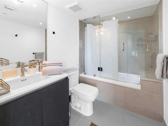 Apartment for sale  Unit #304 - photo 6178691