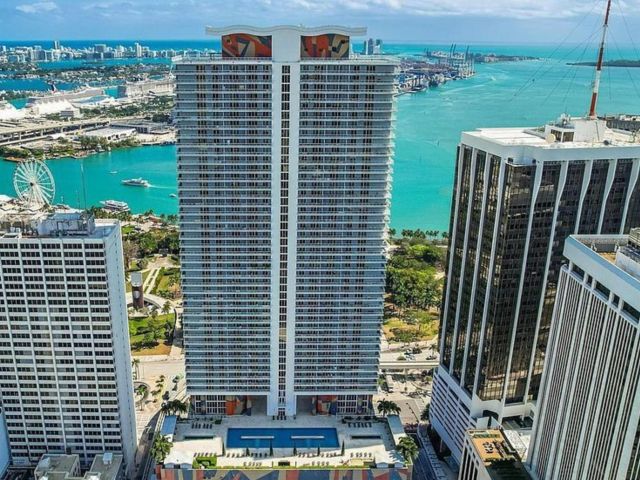 Apartment for sale  Unit #4503 - photo 6134493