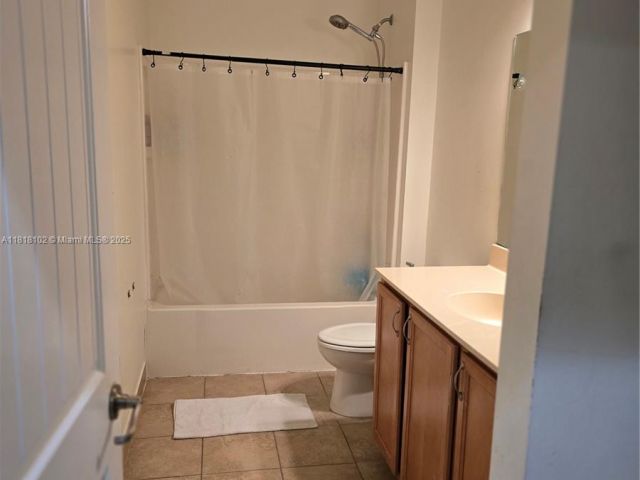 Home for sale at 146 SW 7th Ct - photo 6132791