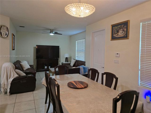 Home for sale at 146 SW 7th Ct - photo 6132797