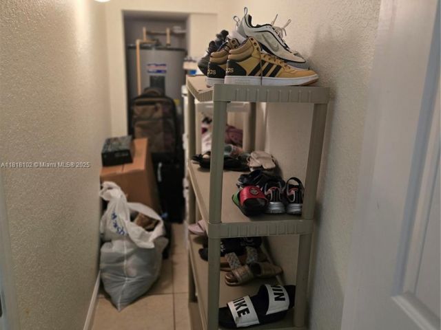 Home for sale at 146 SW 7th Ct - photo 6132802