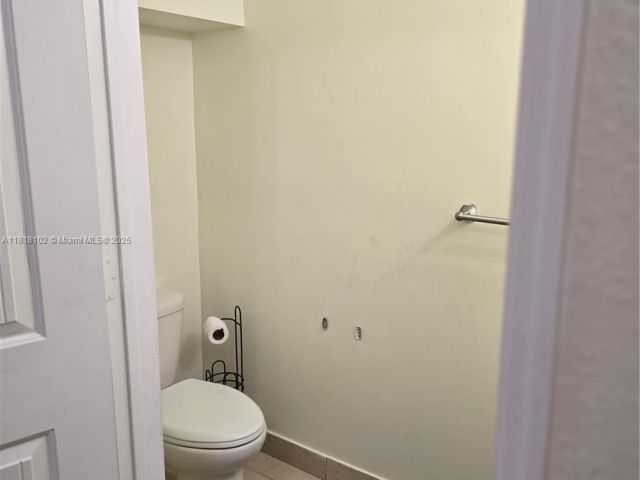 Home for sale at 146 SW 7th Ct - photo 6132803