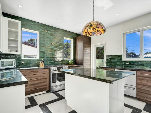 Home for sale at 1731 NE 171st St - photo 6180731