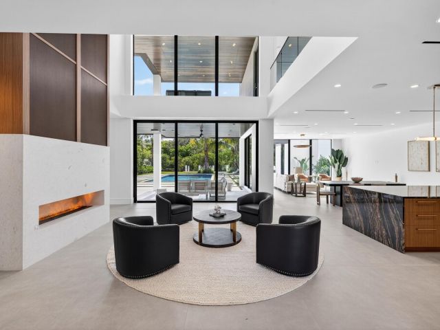 Home for sale at 119 N Gordon Rd - photo 6231722