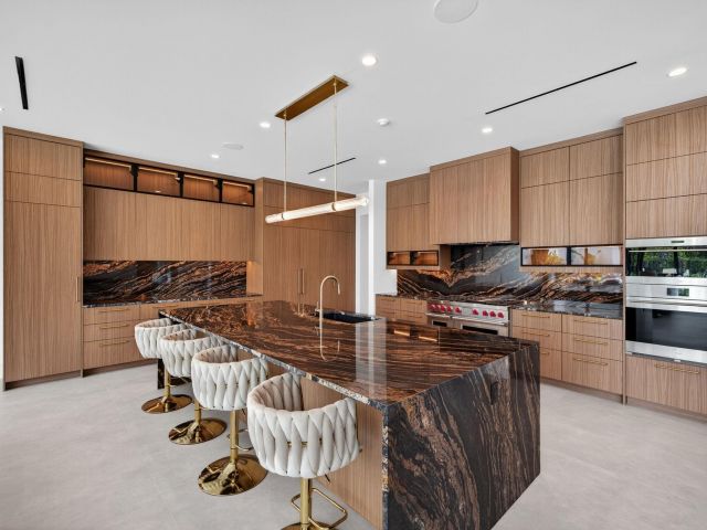 Home for sale at 119 N Gordon Rd - photo 6231730