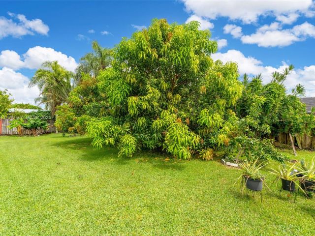 Home for sale at 16040 SW 287th St - photo 6133647