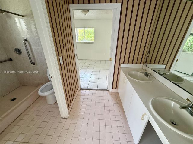 Home for sale at 8200 SW 92nd St - photo 6133850