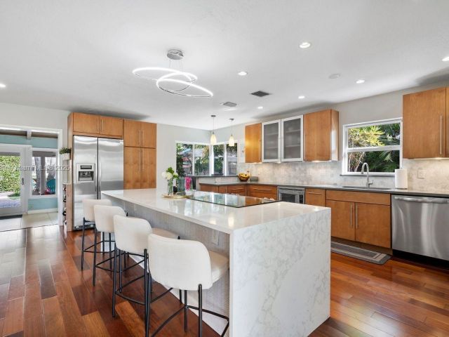 Home for sale at 2837 NE 17th Ave - photo 6223541