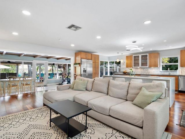 Home for sale at 2837 NE 17th Ave - photo 6223554