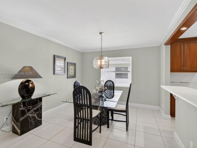 Home for sale at 3810 Rowena Cir - photo 6134202