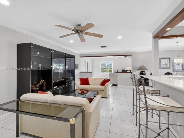 Home for sale at 3810 Rowena Cir - photo 6134210